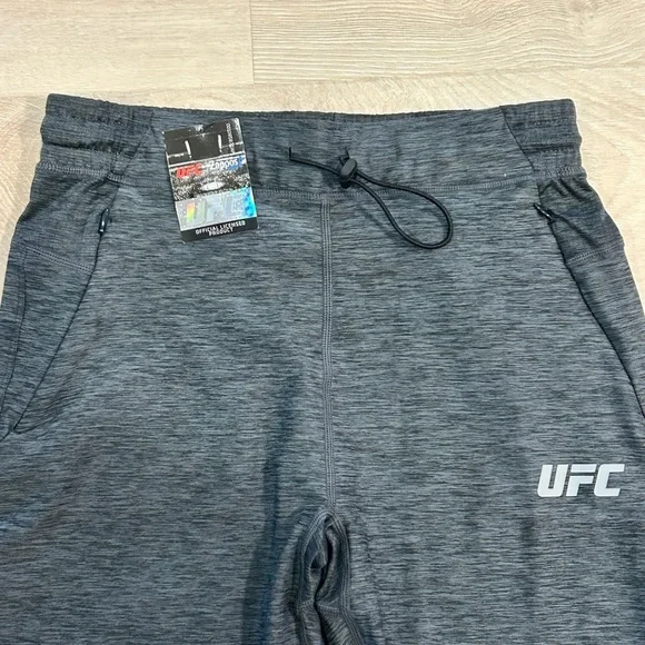 NWT UFC Charcoal Athletic Joggers, Men’s Medium - Picture 5 of 8